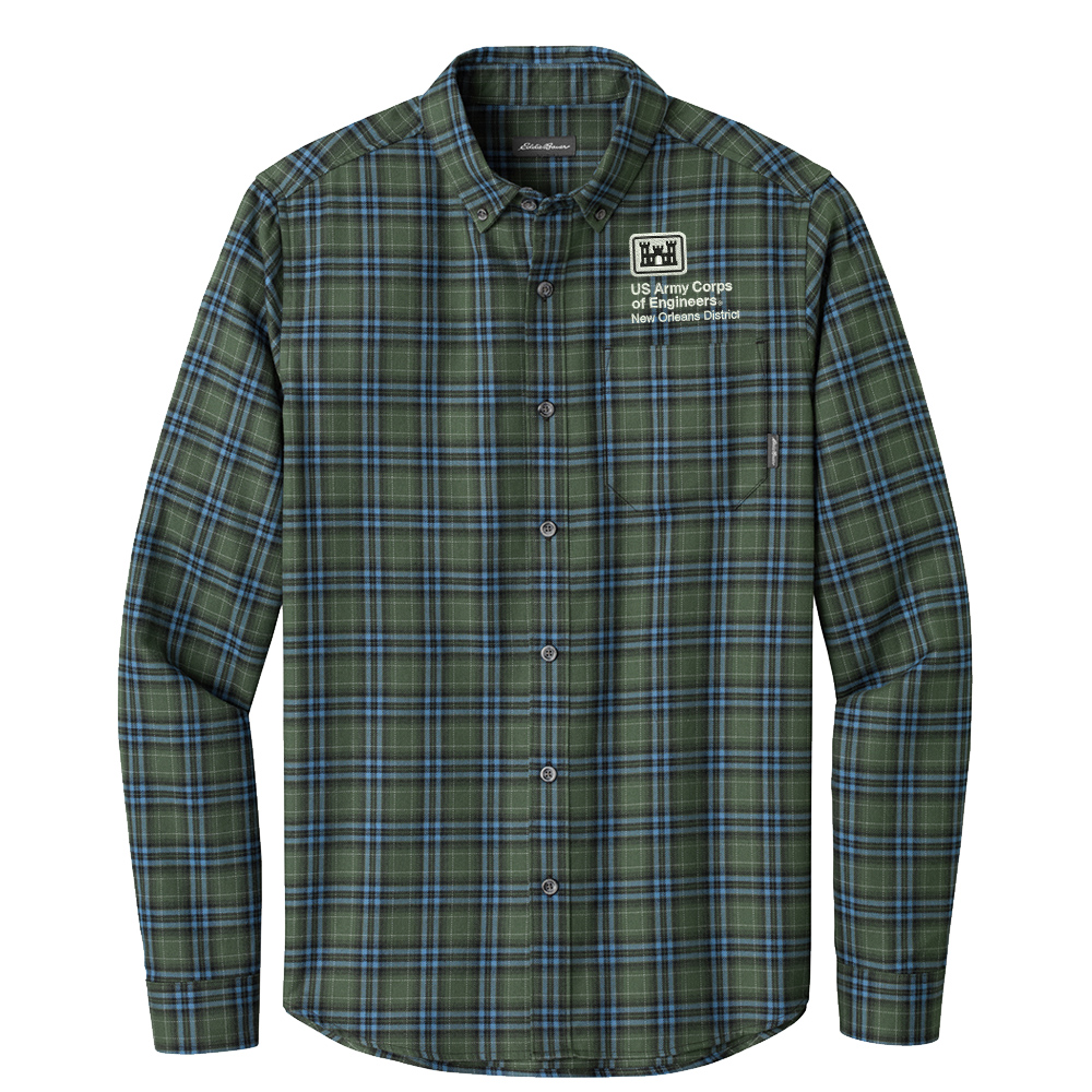 US Army Engineers New Orleans Eddie Bauer men Long Sleeve Favorite Flannel Plaid Shirt-Soft Olive Plaid